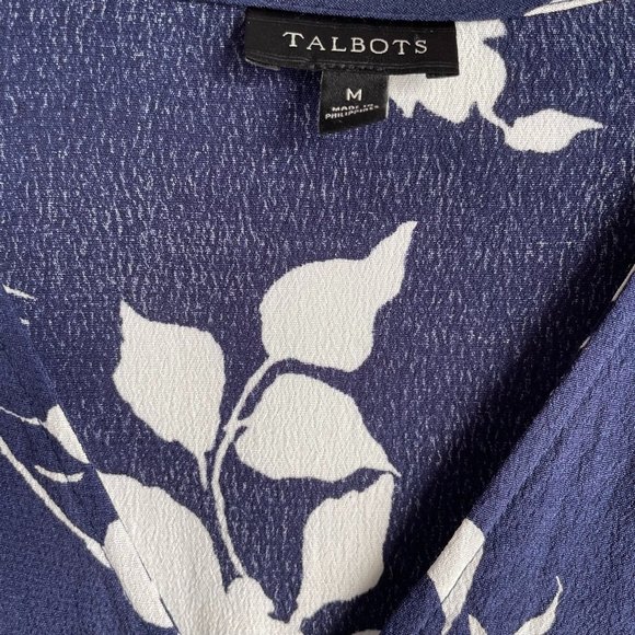Talbots Ladies Navy Floral Viscose Wrap Career Blouse, M - Picture 3 of 6